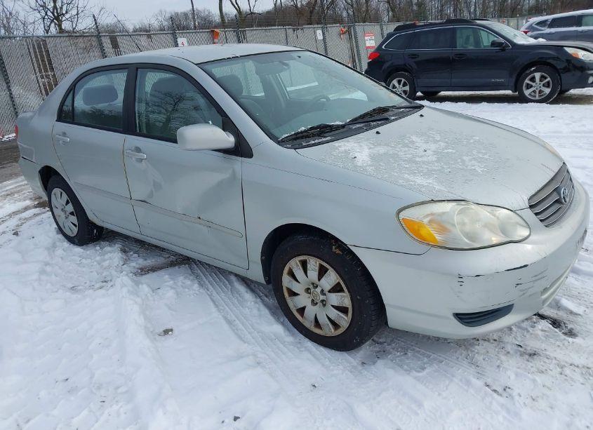 2004 Toyota Corolla LE (VIN 2T1BR38E44C276094) main photo