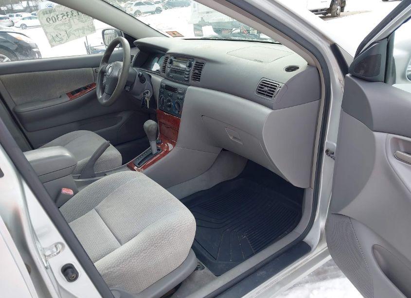Photo 5 of 2004 Toyota Corolla LE (VIN 2T1BR38E44C276094)