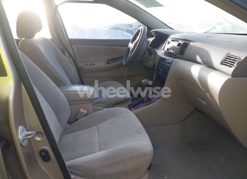 Photo 5 of 2004 Toyota Corolla LE (VIN 2T1BR38E64C200957)