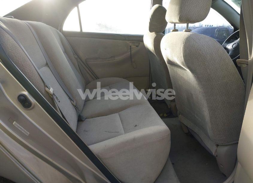 Photo 8 of 2004 Toyota Corolla LE (VIN 2T1BR38E64C200957)