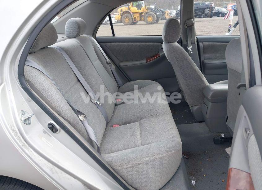 Photo 8 of 2004 Toyota Corolla LE (VIN 2T1BR38E84C257922)