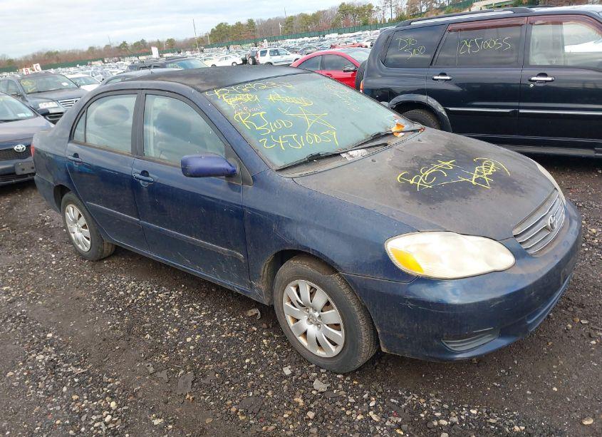 2004 Toyota Corolla LE (VIN 2T1BR38EX4C271238) main photo