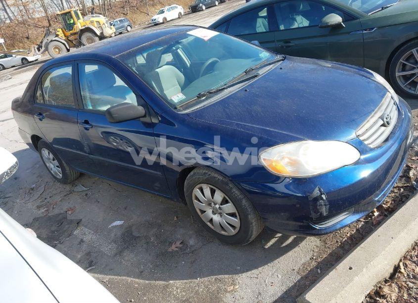 2004 Toyota Corolla LE (VIN 2T1BR38EX4C275340) main photo