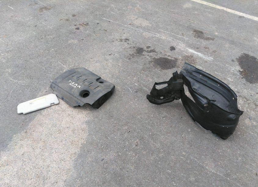 Photo 12 of 2009 Toyota Corolla S (VIN 2T1BU40E09C028433)