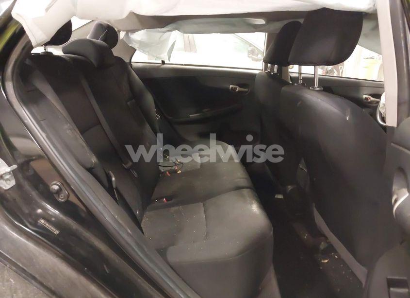 Photo 8 of 2009 Toyota Corolla S (VIN 2T1BU40E09C057379)