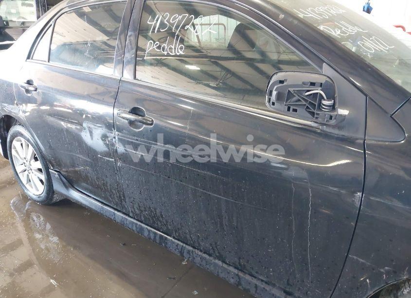 Photo 13 of 2009 Toyota Corolla S (VIN 2T1BU40E09C077163)