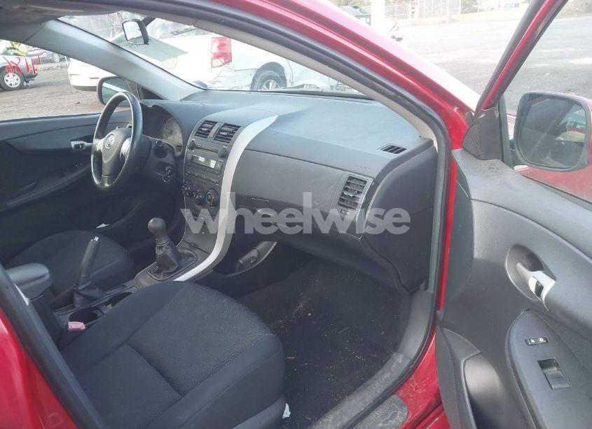 Photo 5 of 2009 Toyota Corolla S (VIN 2T1BU40E09C102028)