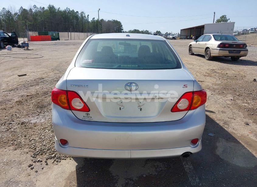 Photo 17 of 2009 Toyota Corolla S (VIN 2T1BU40E09C115829)