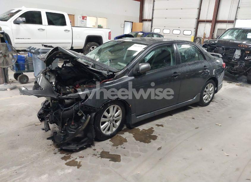 Photo 2 of 2009 Toyota Corolla S (VIN 2T1BU40E09C141847)