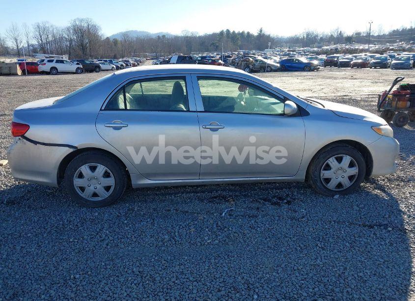 Photo 13 of 2009 Toyota Corolla LE (VIN 2T1BU40E09C142318)