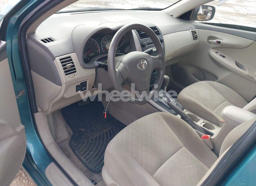 Photo 5 of 2009 Toyota Corolla LE (VIN 2T1BU40E09C169728)