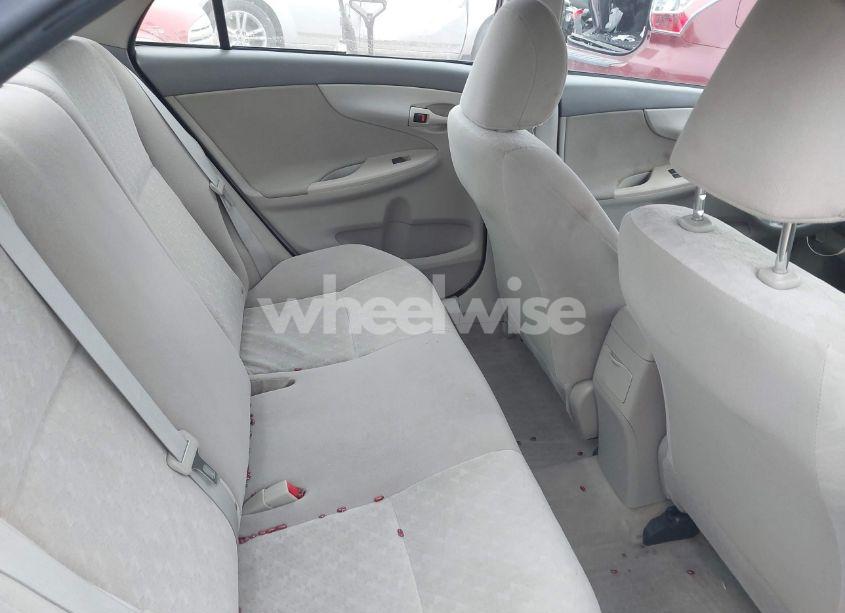 Photo 8 of 2009 Toyota Corolla LE (VIN 2T1BU40E19C031325)