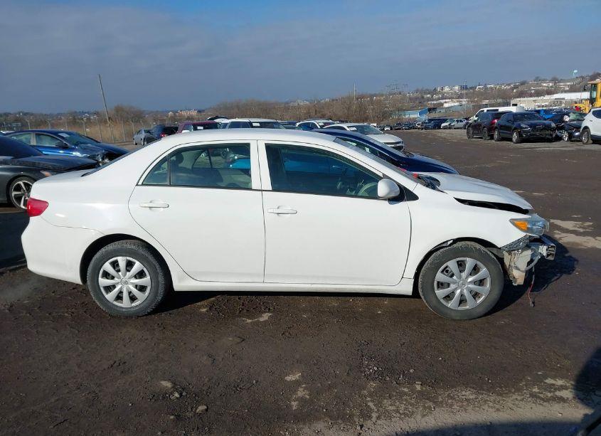 Photo 12 of 2009 Toyota Corolla LE (VIN 2T1BU40E19C106363)