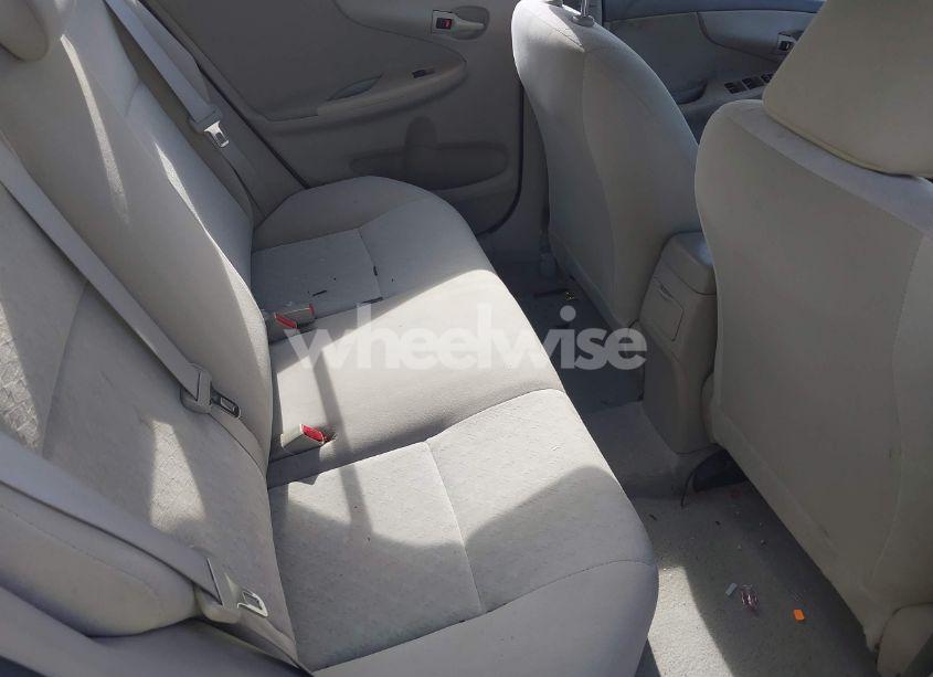 Photo 8 of 2009 Toyota Corolla LE (VIN 2T1BU40E19C148631)