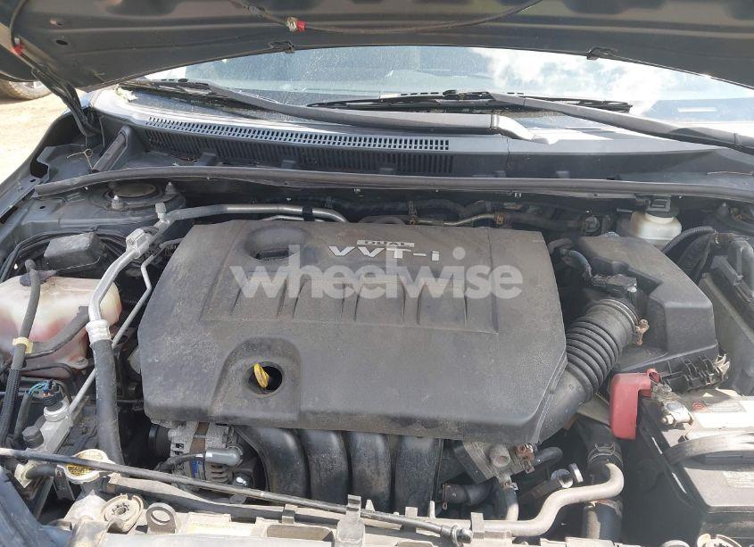 Photo 10 of 2009 Toyota Corolla S (VIN 2T1BU40E29C143132)