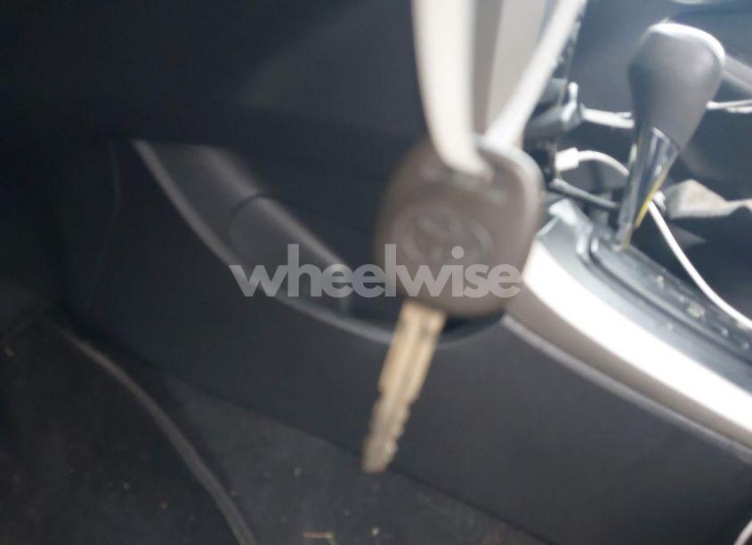 Photo 11 of 2009 Toyota Corolla S (VIN 2T1BU40E29C143132)