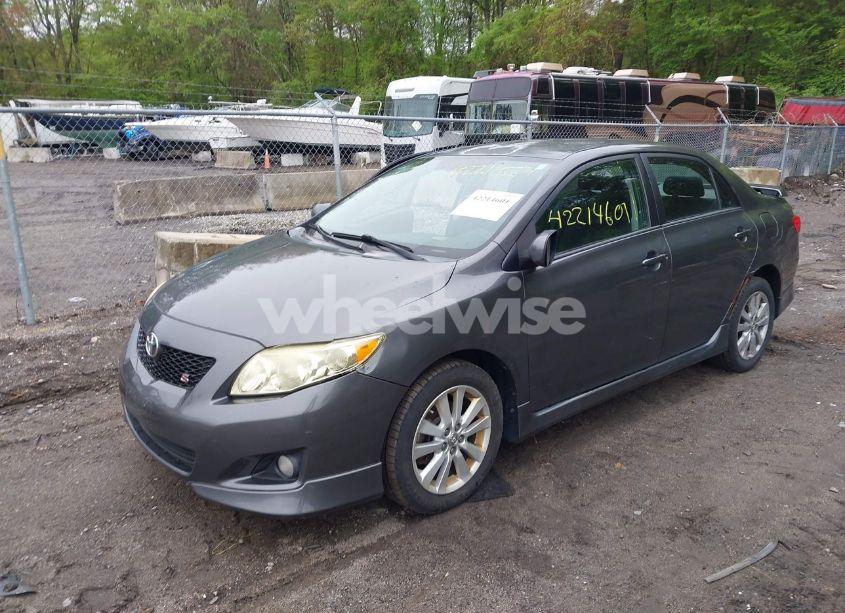 Photo 2 of 2009 Toyota Corolla S (VIN 2T1BU40E29C156642)