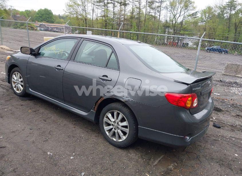 Photo 3 of 2009 Toyota Corolla S (VIN 2T1BU40E29C156642)