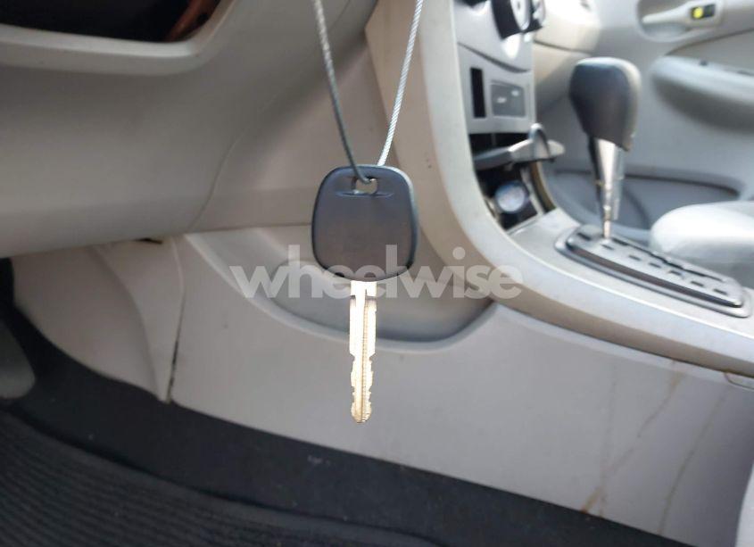 Photo 11 of 2009 Toyota Corolla LE (VIN 2T1BU40E29C171464)