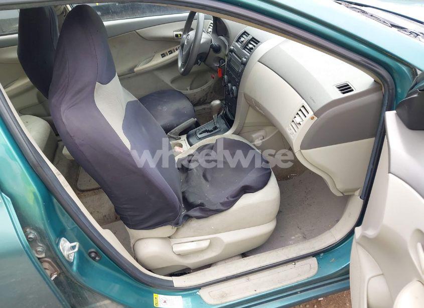 Photo 5 of 2009 Toyota Corolla LE (VIN 2T1BU40E39C031746)