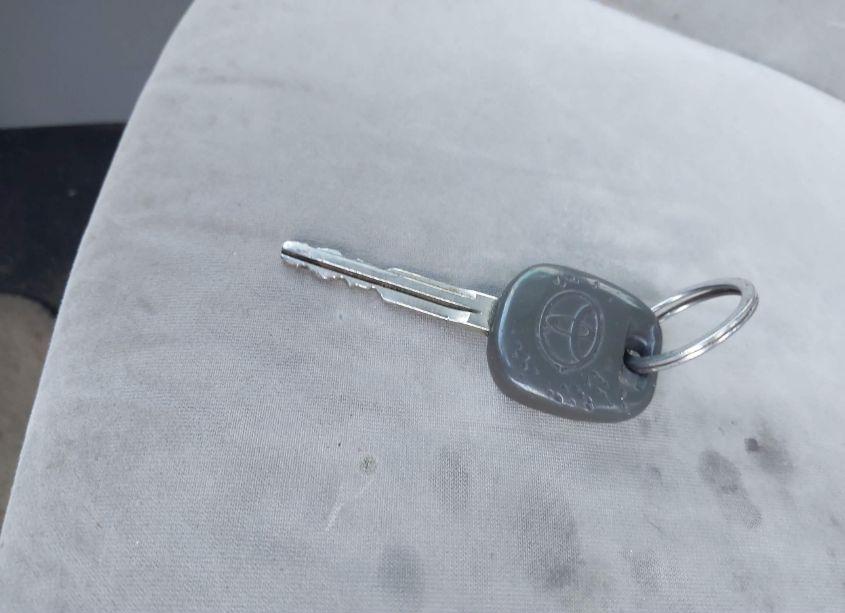 Photo 11 of 2009 Toyota Corolla (VIN 2T1BU40E39C101987)