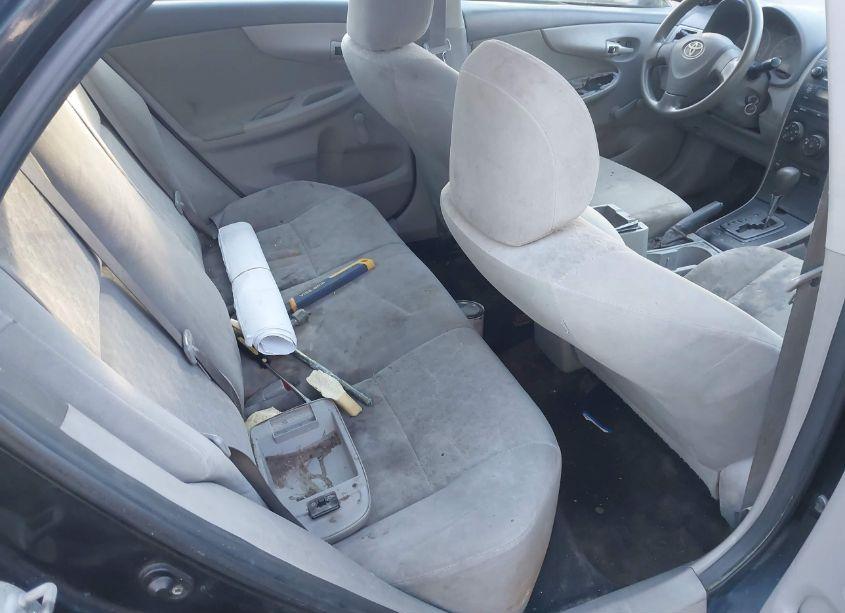 Photo 8 of 2009 Toyota Corolla (VIN 2T1BU40E39C101987)