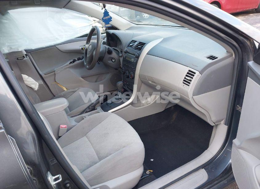 Photo 5 of 2009 Toyota Corolla LE (VIN 2T1BU40E39C118689)