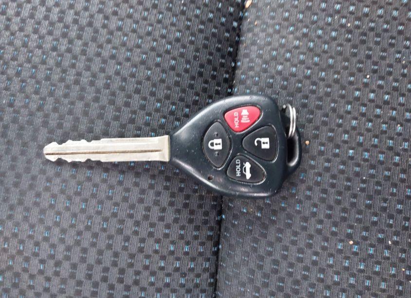 Photo 11 of 2009 Toyota Corolla S (VIN 2T1BU40E39C146685)