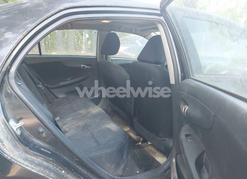 Photo 8 of 2009 Toyota Corolla S (VIN 2T1BU40E49C038155)