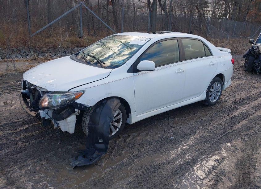 Photo 2 of 2009 Toyota Corolla S (VIN 2T1BU40E49C077277)