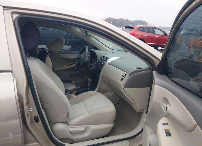 Photo 5 of 2009 Toyota Corolla LE (VIN 2T1BU40E49C108107)