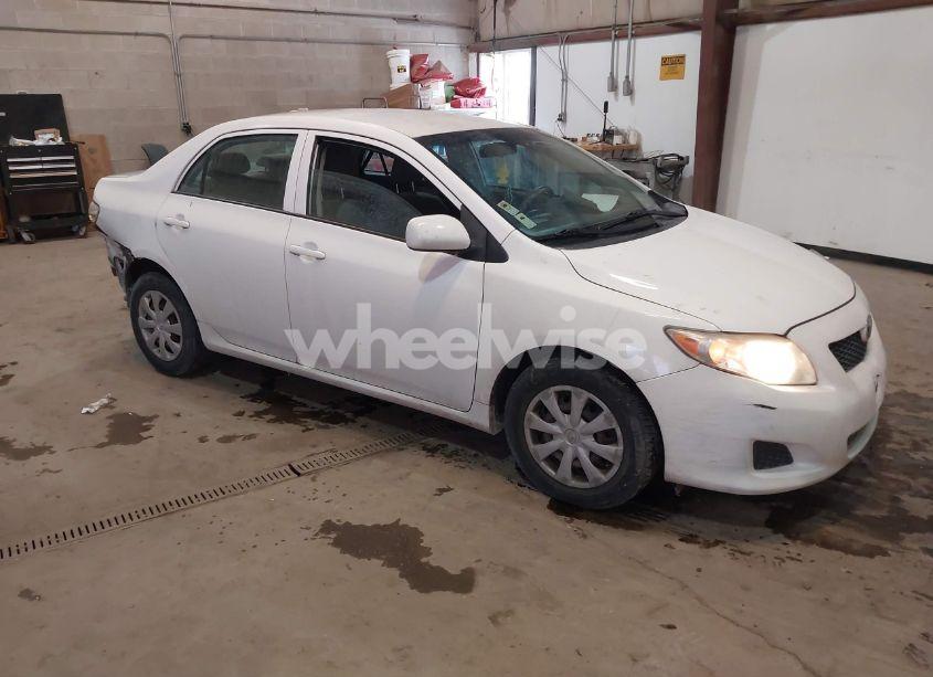 2009 Toyota Corolla LE (VIN 2T1BU40E49C154052) main photo