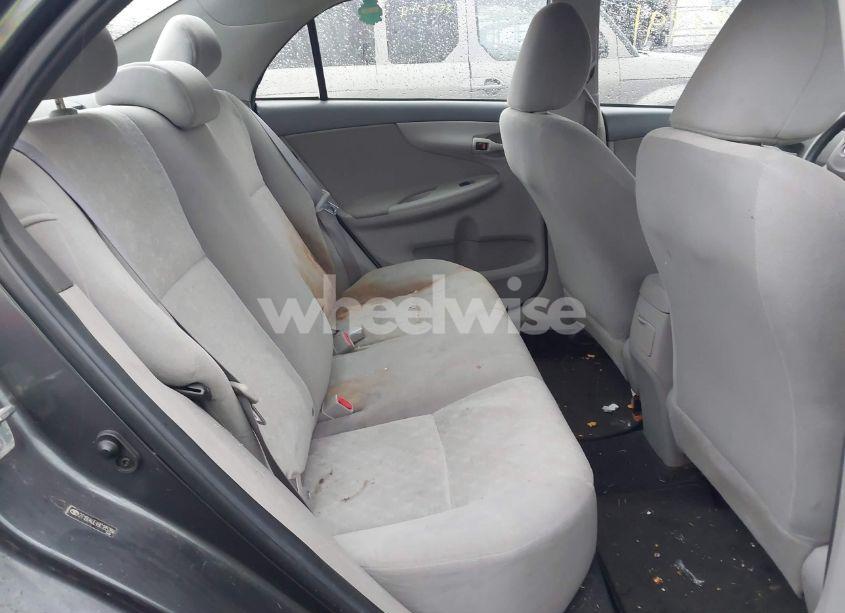 Photo 8 of 2009 Toyota Corolla LE (VIN 2T1BU40E49C185284)