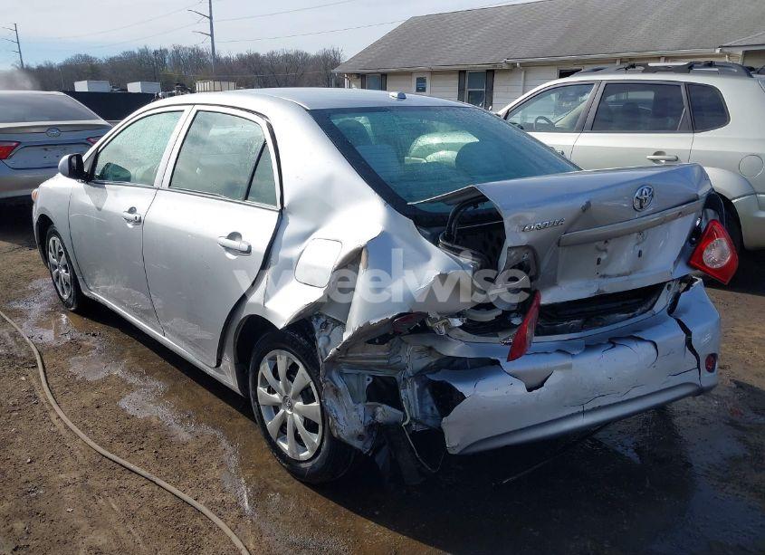 Photo 3 of 2009 Toyota Corolla LE (VIN 2T1BU40E59C034325)