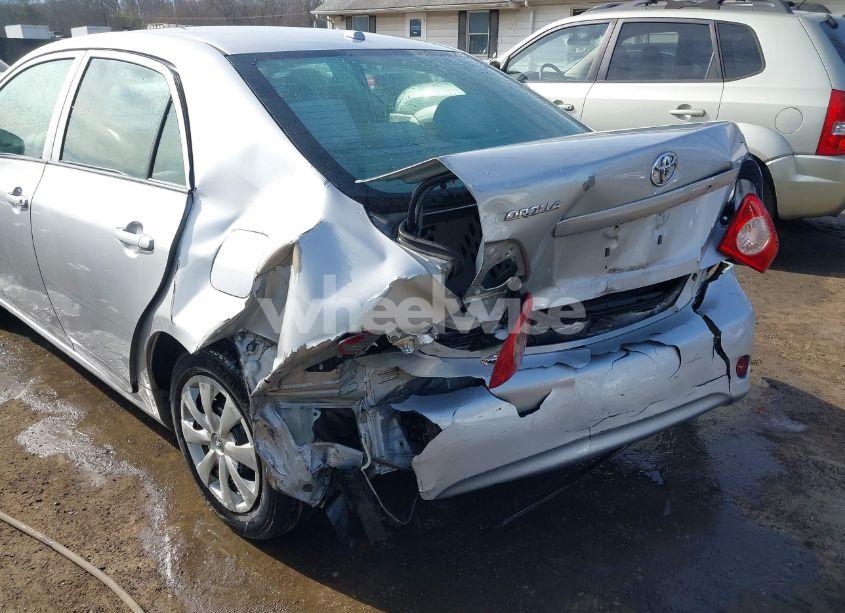 Photo 6 of 2009 Toyota Corolla LE (VIN 2T1BU40E59C034325)