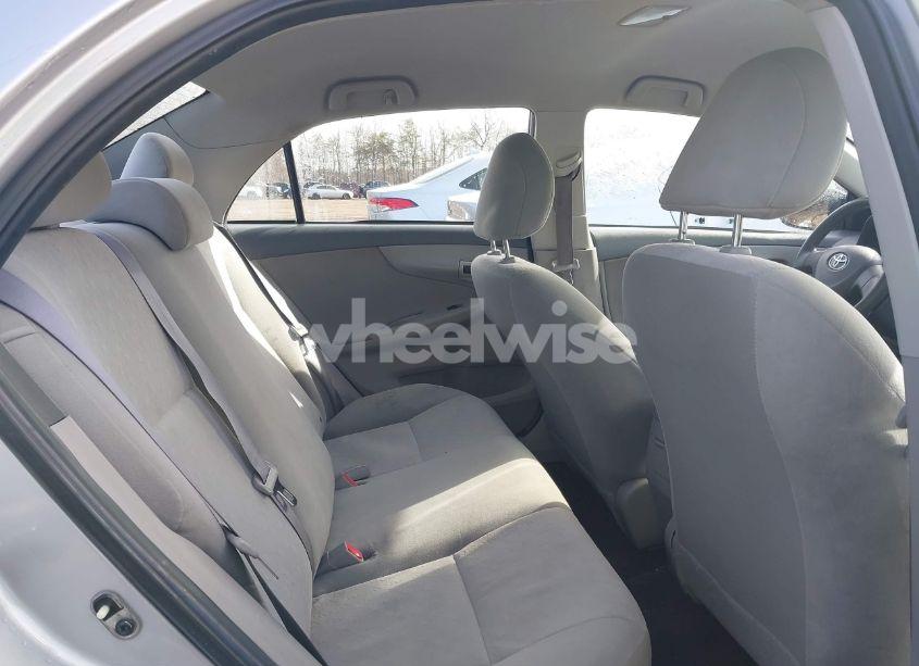 Photo 8 of 2009 Toyota Corolla LE (VIN 2T1BU40E59C034325)