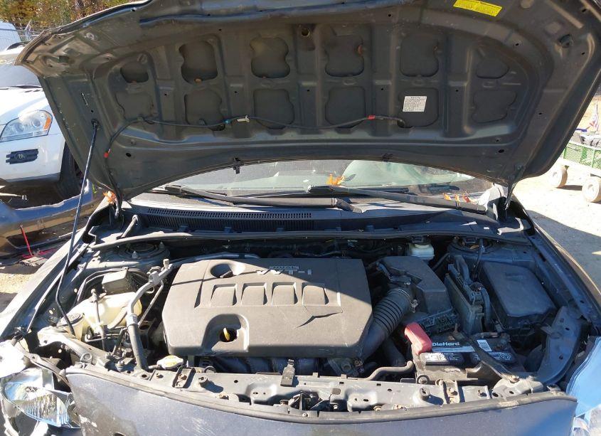 Photo 10 of 2009 Toyota Corolla LE (VIN 2T1BU40E59C058673)