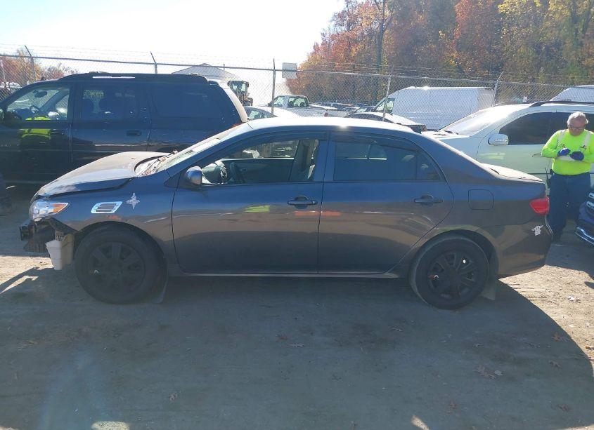 Photo 15 of 2009 Toyota Corolla LE (VIN 2T1BU40E59C058673)