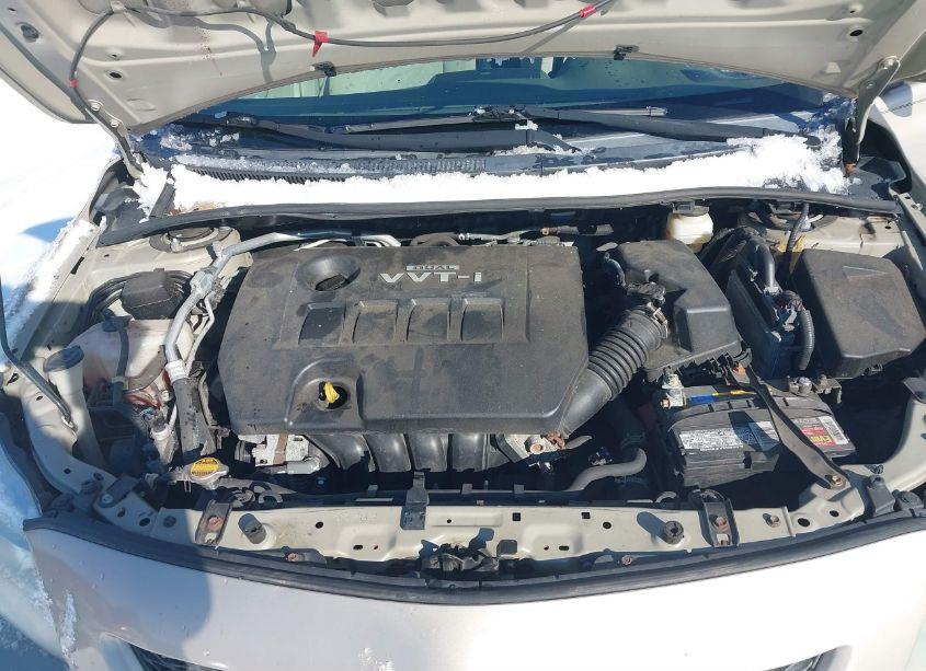 Photo 10 of 2009 Toyota Corolla LE (VIN 2T1BU40E59C108696)