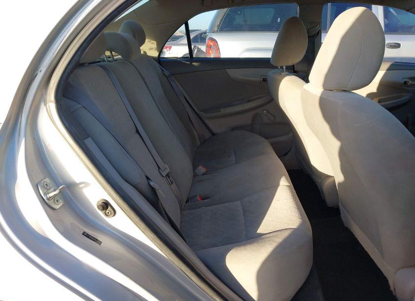 Photo 8 of 2009 Toyota Corolla (VIN 2T1BU40E69C022930)