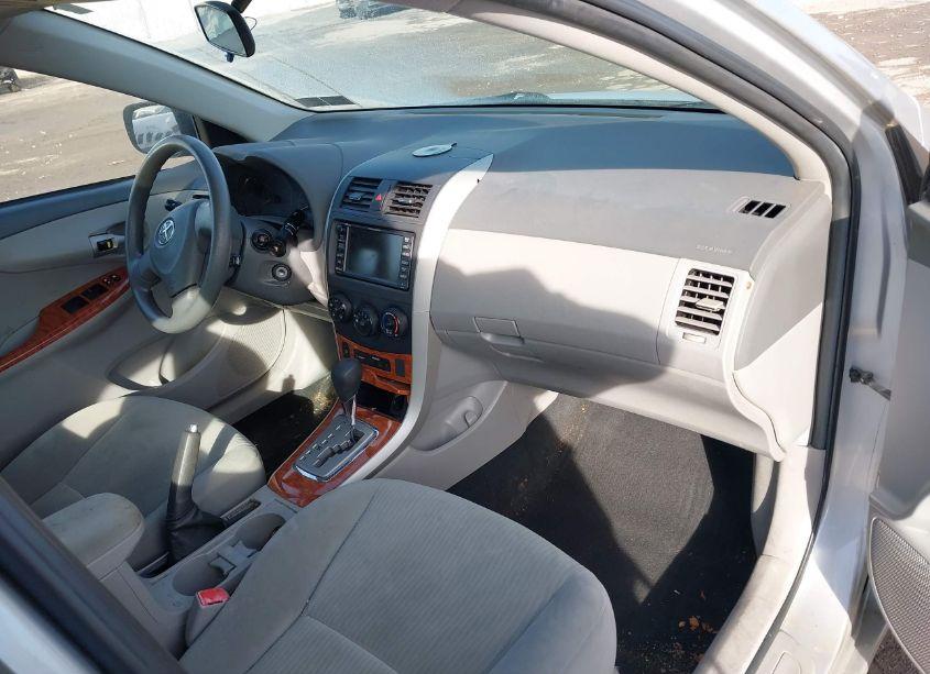 Photo 5 of 2009 Toyota Corolla XLE (VIN 2T1BU40E69C023334)