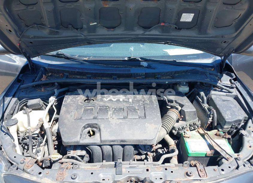 Photo 10 of 2009 Toyota Corolla S (VIN 2T1BU40E69C025407)