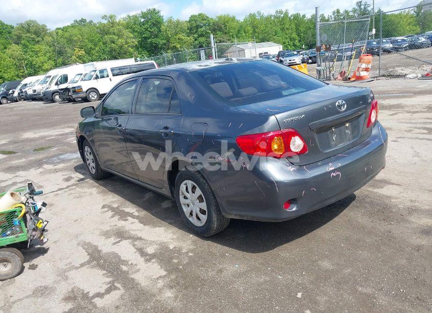 Photo 3 of 2009 Toyota Corolla LE (VIN 2T1BU40E69C096901)