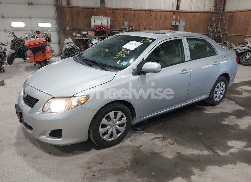 Photo 2 of 2009 Toyota Corolla LE (VIN 2T1BU40E69C130528)