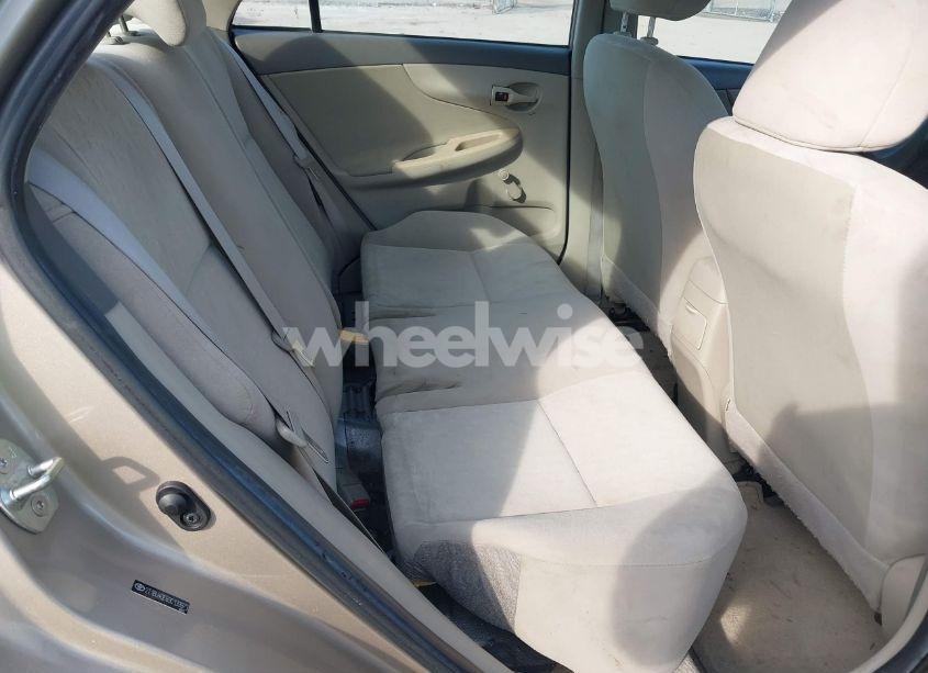 Photo 8 of 2009 Toyota Corolla (VIN 2T1BU40E69C139973)