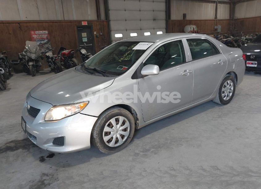 Photo 2 of 2009 Toyota Corolla LE (VIN 2T1BU40E69C155803)