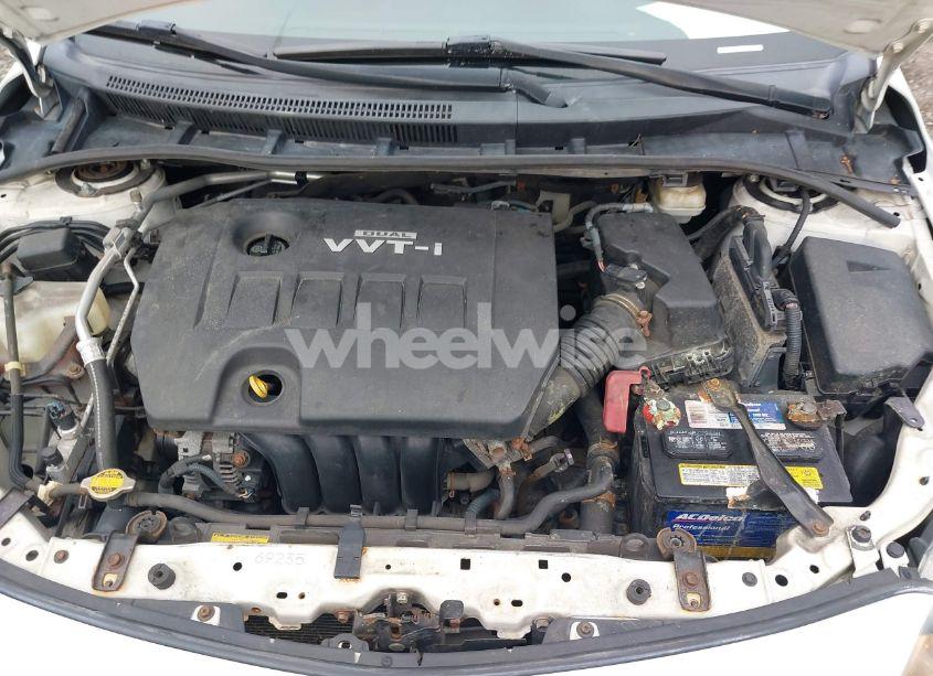 Photo 10 of 2009 Toyota Corolla S (VIN 2T1BU40E69C161312)