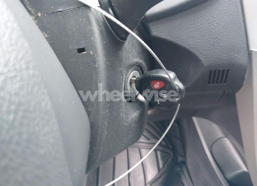 Photo 11 of 2009 Toyota Corolla S (VIN 2T1BU40E69C161312)