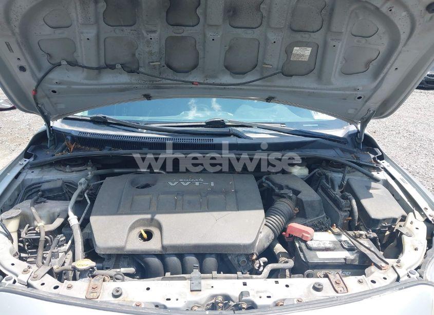 Photo 10 of 2009 Toyota Corolla S (VIN 2T1BU40E69C168860)