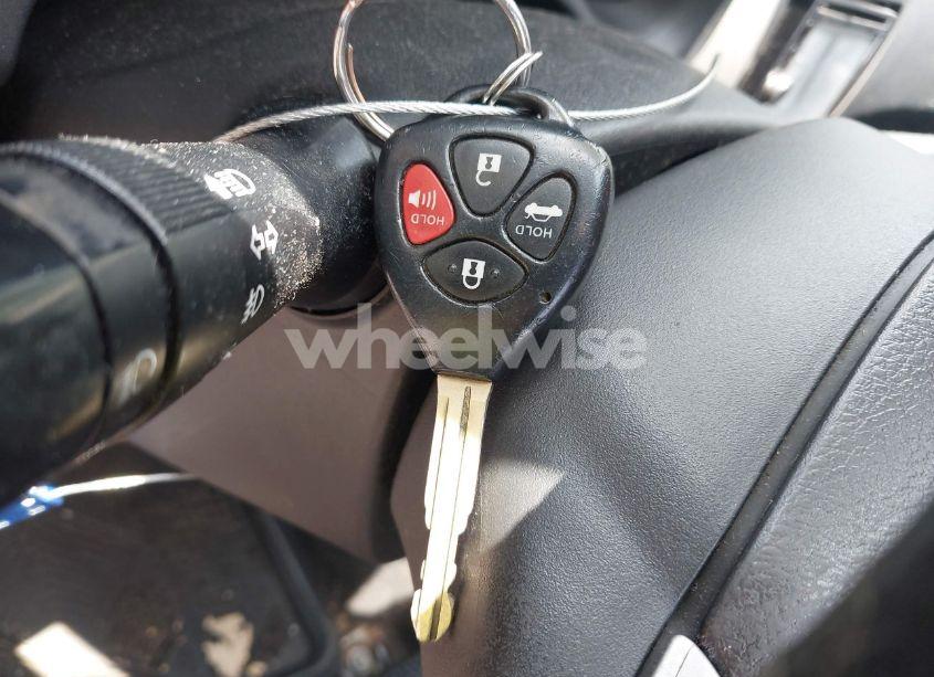 Photo 11 of 2009 Toyota Corolla S (VIN 2T1BU40E69C168860)